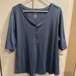 Sonoma 2x Women's Short Sleeve Blue Henley Top